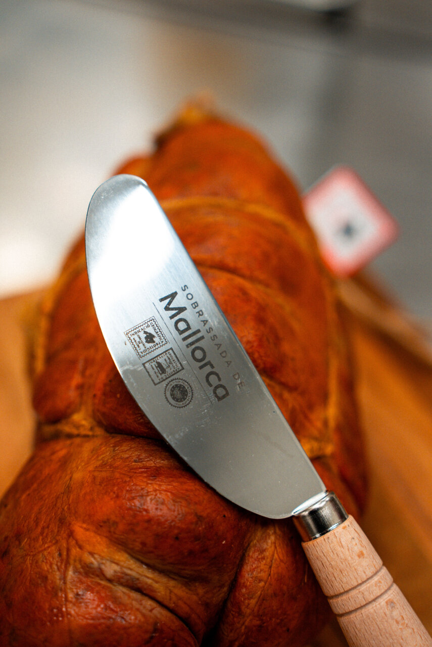 Llonguet de Sobrassada de Mallorca con miel a la brasa