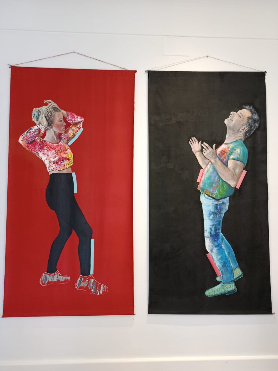 Obra de arte de Marta Muniesa con figuras en colores vibrantes