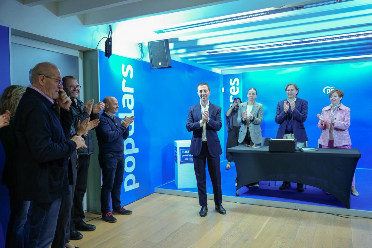 Lloren&ccedil; Galm&eacute;s presenta avales para su reelecci&oacute;n como l&iacute;der del PP en Mallorca