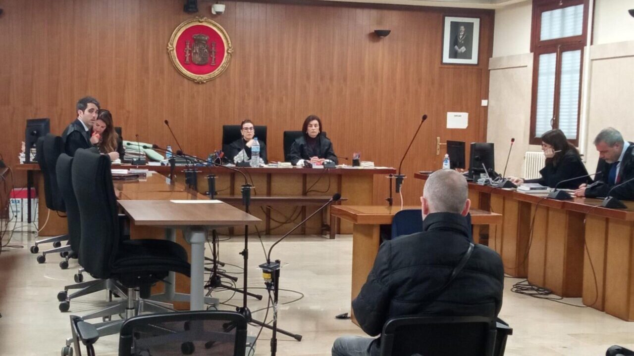 Acusado de agredir sexualmente m&aacute;s de 300 veces a su sobrina: "Ten&iacute;amos una relaci&oacute;n normal"