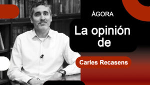 Carles Recasens hablando sobre su opini&oacute;n en un entorno acad&eacute;mico