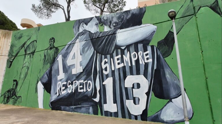 Mural que promueve el respeto y compa&ntilde;erismo en el deporte