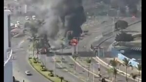 Imagen de disturbios en M&eacute;xico tras la muerte de El Mencho, l&iacute;der del CJNG.