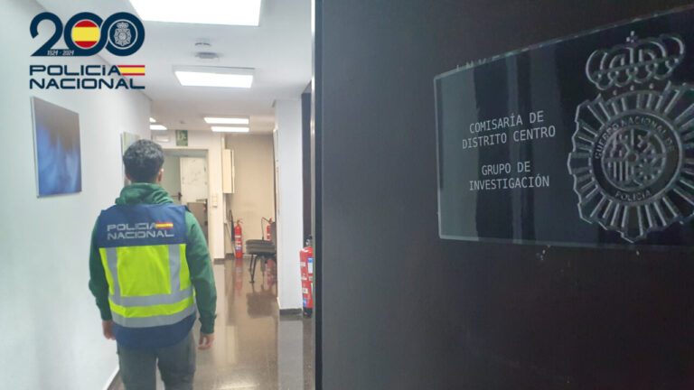 "¿Nos vemos? Te echo de menos": detenido un profesor de Palma por acosar a una alumna