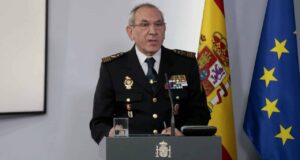 Jefe de la Polic&iacute;a Nacional durante una conferencia de prensa