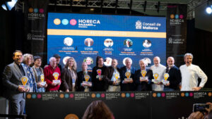 Grupo de homenajeados en el evento HORECA 2026 en Mallorca