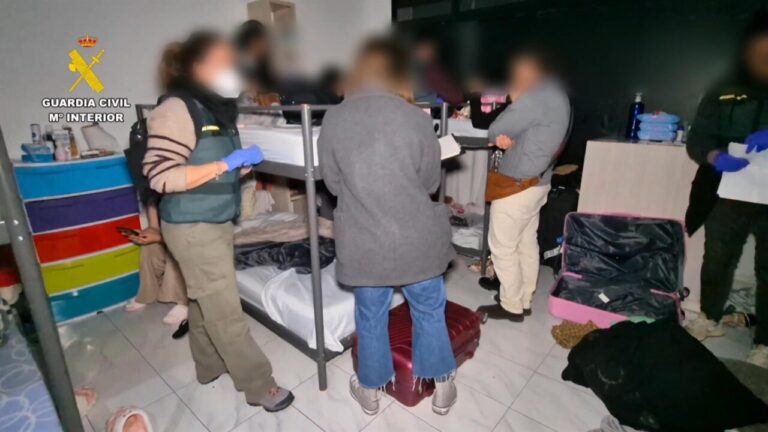 Operativo de la Guardia Civil en un lugar de explotaci&oacute;n sexual en Mallorca