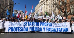 La huelga m&eacute;dica en Baleares cost&oacute; 7,2 millones de euros, afectando a 52,000 ciudadanos. La consellera de Salud defendi&oacute; la gesti&oacute;n del Govern