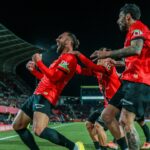Jugadores del RCD Mallorca celebrando un gol en el estadio