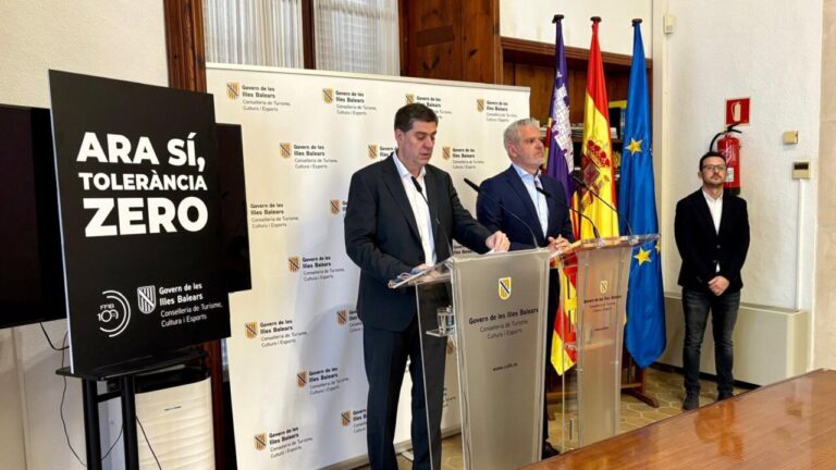 Rueda de prensa sobre violencia en el f&uacute;tbol en Baleares