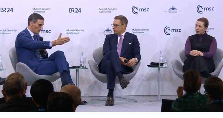 S&aacute;nchez discutiendo sobre seguridad en la Conferencia de M&uacute;nich