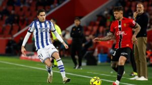 Gustavo Siviero dirigiendo al Mallorca en un partido de f&uacute;tbol