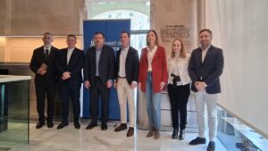 Acto de conmemoraci&oacute;n de La Balanguera en Mallorca con varios asistentes