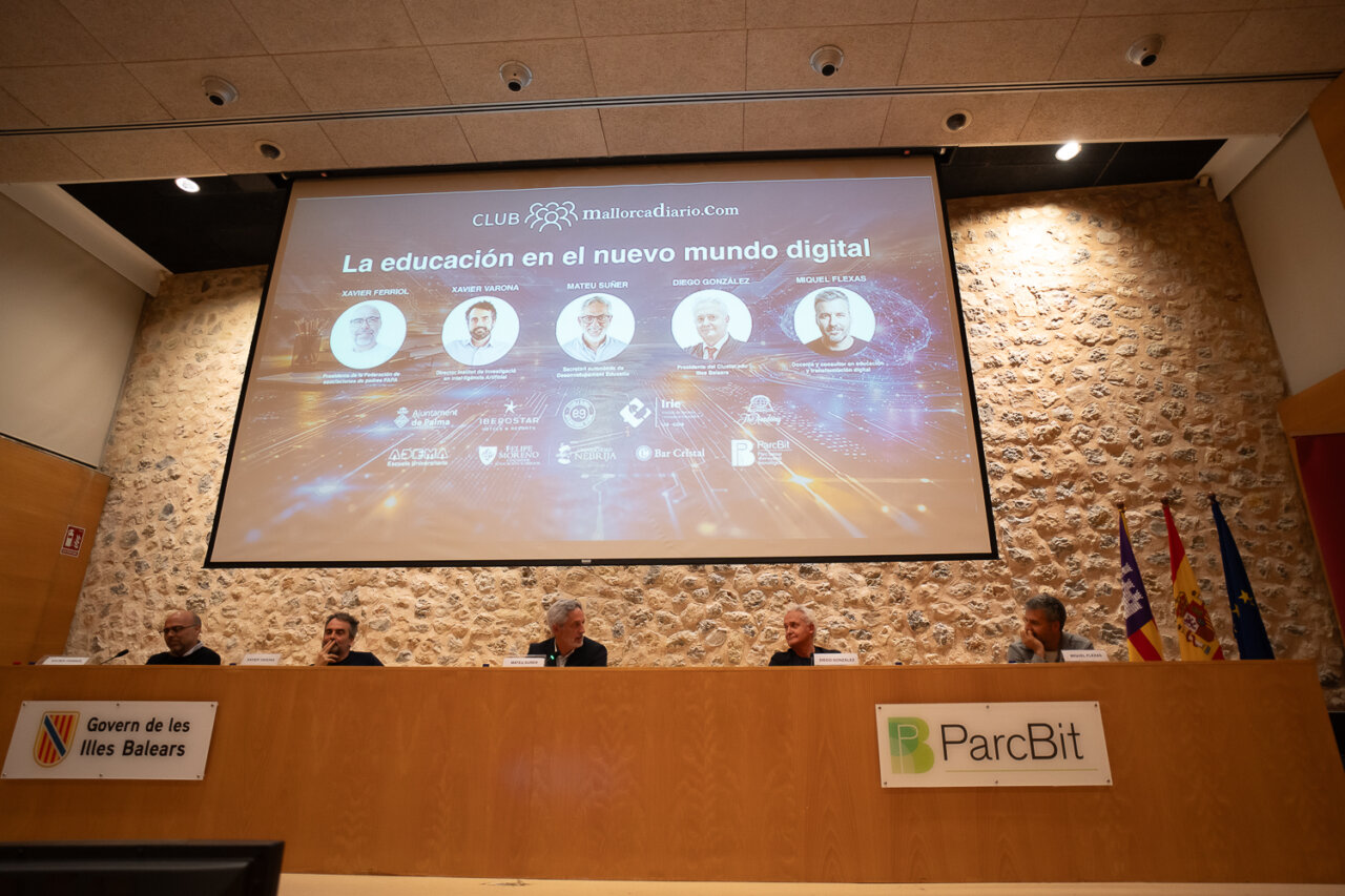 Mesa redonda sobre educaci&oacute;n y tecnolog&iacute;a en el Parc Bit de Mallorca