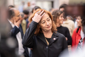 Francina Armengol en un evento sobre el fin de los bombardeos en Ir&aacute;n