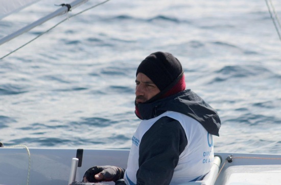 Competidor en la Copa de España Hansa 303 en la Marina Port Andratx