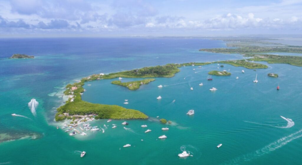 Vista a&eacute;rea de las islas y playas de Cartagena de Indias