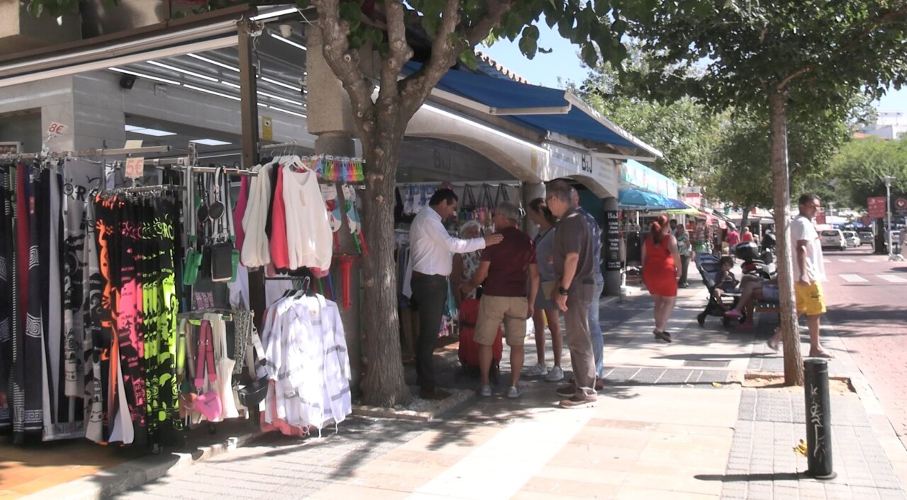 Calvi&agrave; vuelve a regar el comercio local: 45.000 euros para modernizar tiendas y lavarles la cara