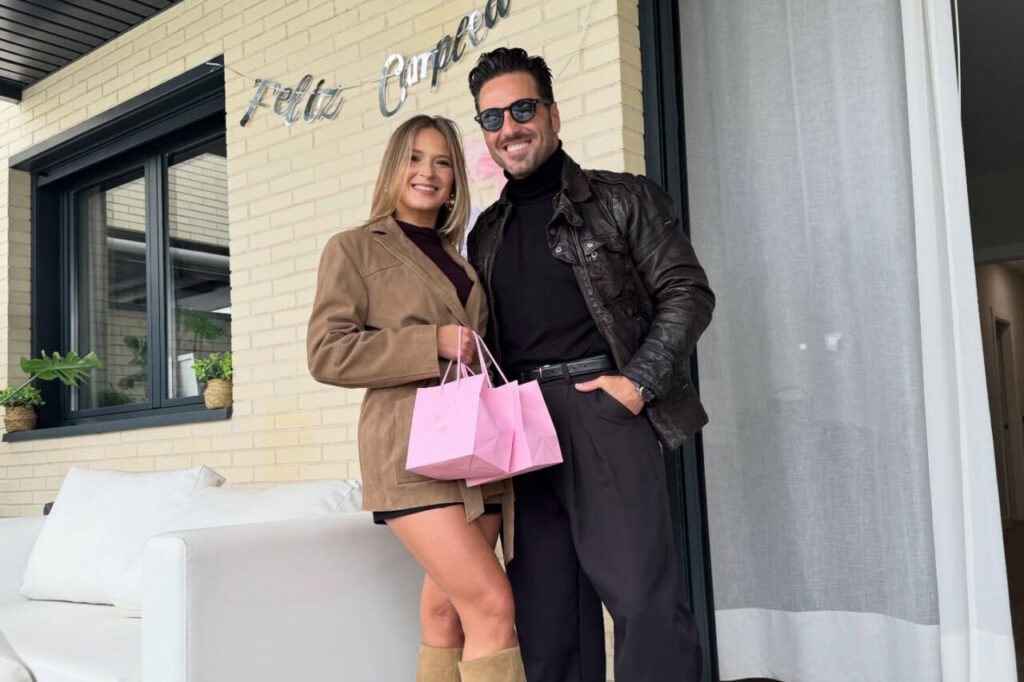 David Bustamante y Yana Olina celebrando un cumplea&ntilde;os juntos