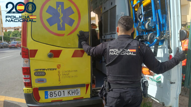 "Ahora voy a por un cuchillo y os rajo": detenido en por pegar y amenazar a enfermeros en Palma