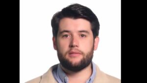 Carlo Angrisano anuncia su dimisi&oacute;n del Partido Popular en un v&iacute;deo
