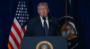 Trump anuncia un alto el fuego con Ir&aacute;n y promete &ldquo;desbloquear&rdquo; Ormuz