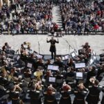 M&uacute;sicos tocando en un encuentro de bandas de Semana Santa en La Miseric&ograve;rdia