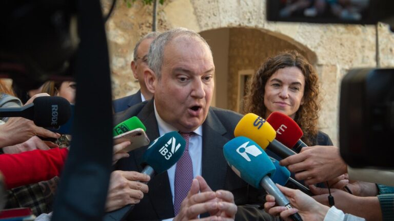 Ministro Hereu hablando sobre el turismo en Espa&ntilde;a en 2026