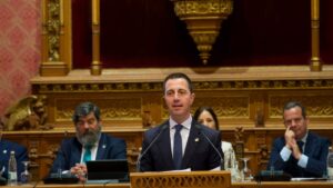 Lloren&ccedil; Galm&eacute;s hablando en el Debate de Pol&iacute;tica General sobre turismo en Mallorca