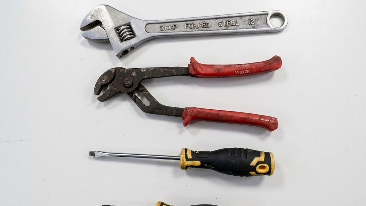 Herramientas utilizadas en un intento de okupaci&oacute;n en Camp Red&oacute;