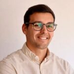 Ignacio Flores, nuevo director del Institut d'Estudis Bale&agrave;rics, sonriendo en una foto