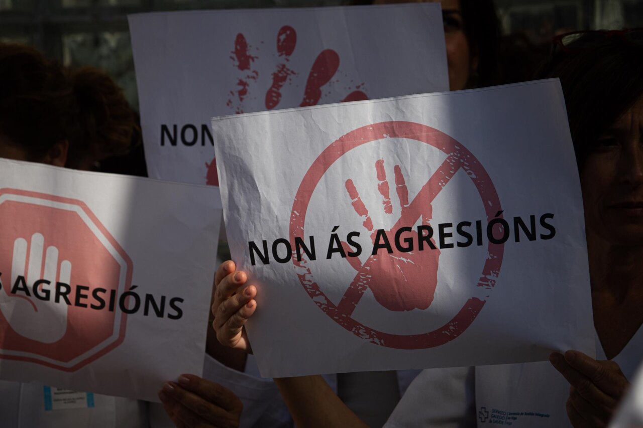 Protesta contra agresiones al personal sanitario en Baleares