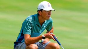 Joven golfista Oliver De Wint en un torneo en Salamanca