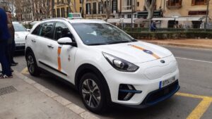 Taxi de Palma en la calle con licencia temporal para verano 2026