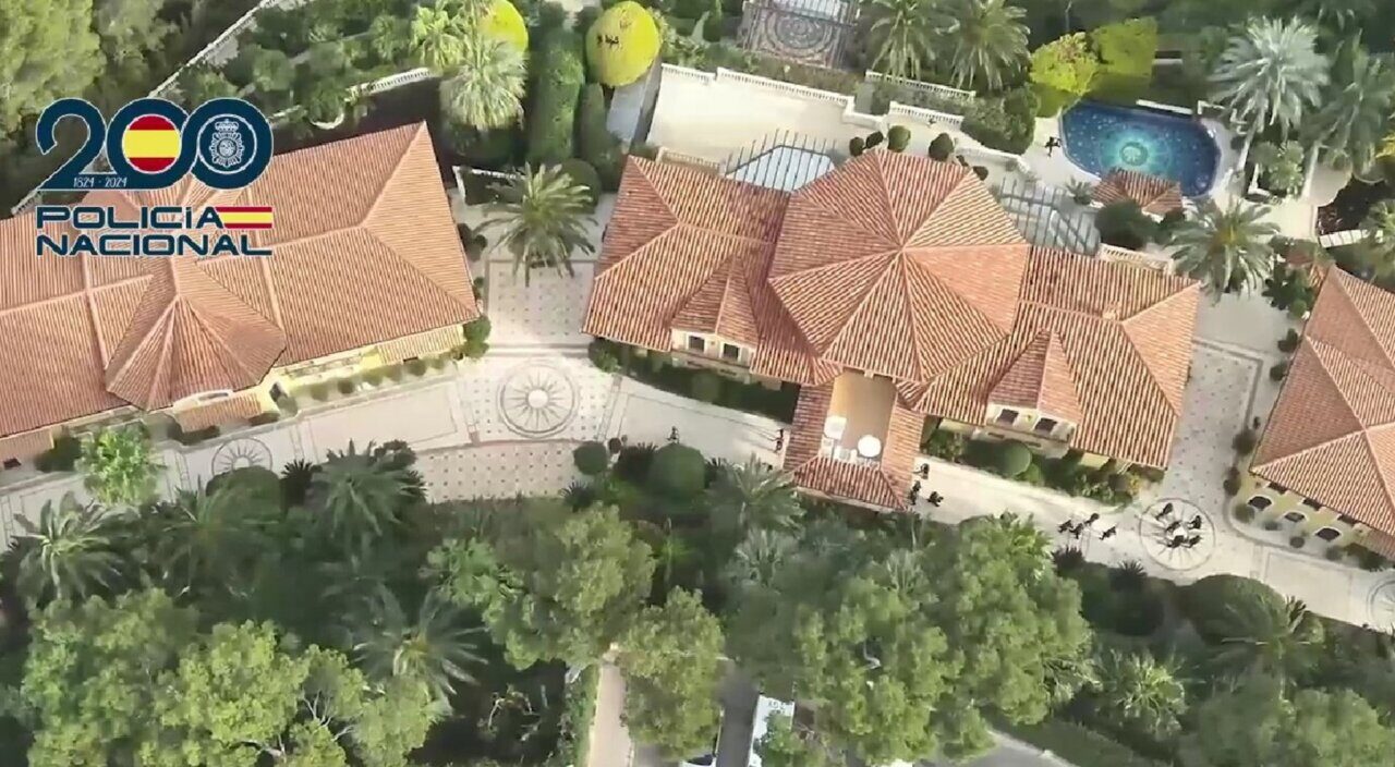 As&iacute; entr&oacute; la Polic&iacute;a Nacional en la villa de lujo de Calvi&agrave; de un empresario ruso vinculado a Putin