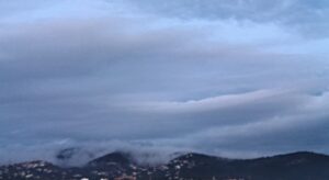 Nubes en el cielo sobre las Islas Baleares en marzo