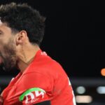 Samu Costa celebrando un gol con el RCD Mallorca en el estadio