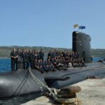 Submarino Galerna con tripulaci&oacute;n en puerto durante su escala en Palma.