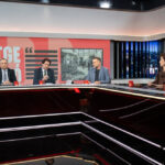 Panel de discusi&oacute;n en el programa Torn de Paraula con varios participantes