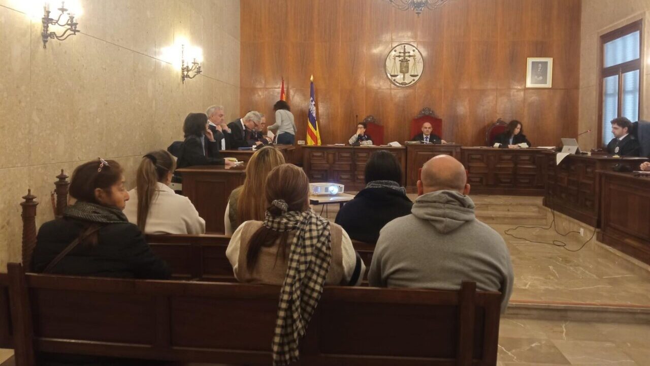 Vista del juicio en el tribunal sobre trata de personas en Mallorca