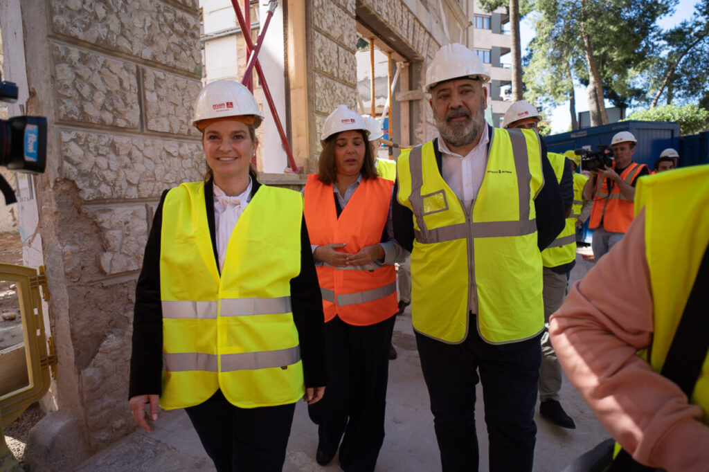Inauguraci&oacute;n de la rehabilitaci&oacute;n del edificio Cecili Metel en Palma