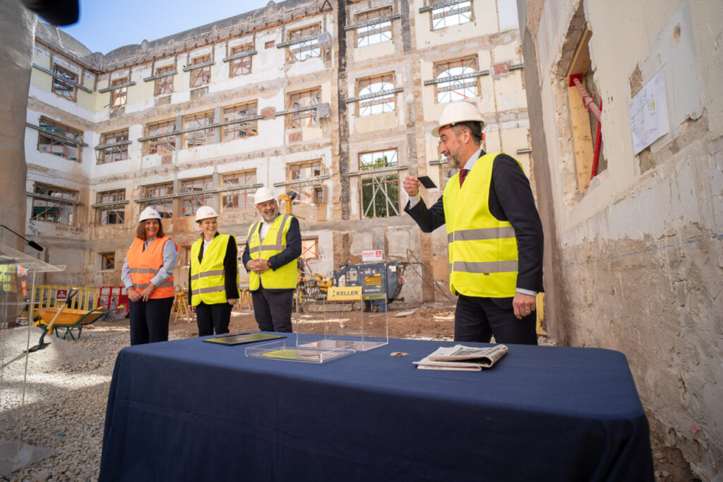 Inauguraci&oacute;n de la rehabilitaci&oacute;n del edificio Cecili Metel en Palma