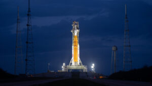 Cohete Artemis II preparado para su lanzamiento hacia la Luna