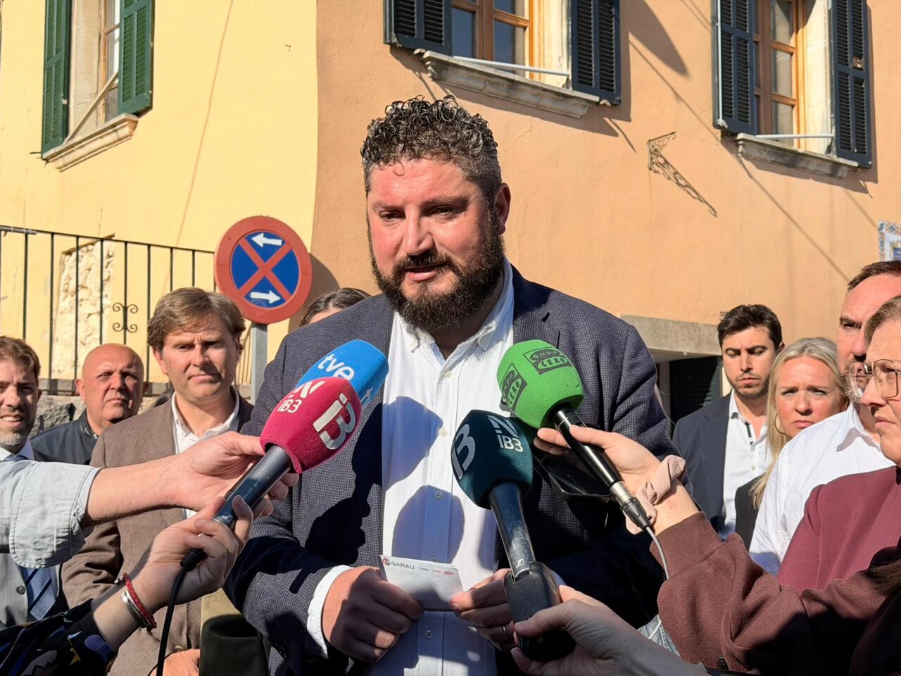 Alcaldes de Mallorca discutiendo sobre la regularizaci&oacute;n de inmigrantes
