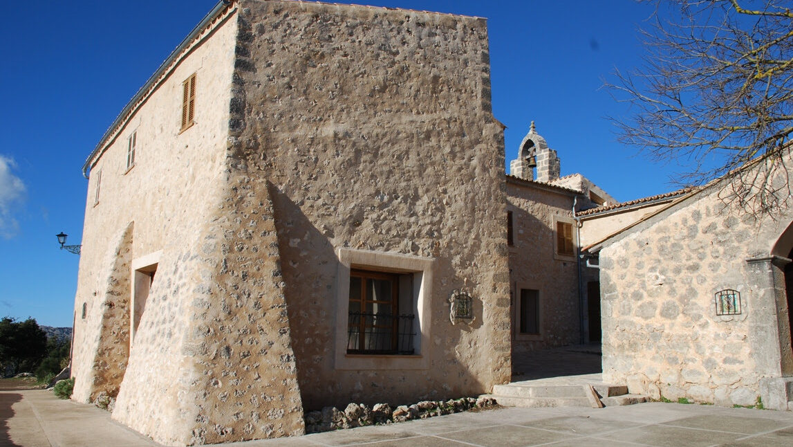 Vista del Castell d'Alar&oacute; con su arquitectura hist&oacute;rica