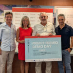 Entrega del primer premio en el Demo Day de Impulsa Startup en Mallorca