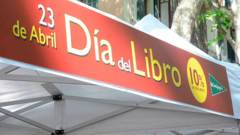 Cartel del D&iacute;a del Libro con descuento en El Corte Ingl&eacute;s