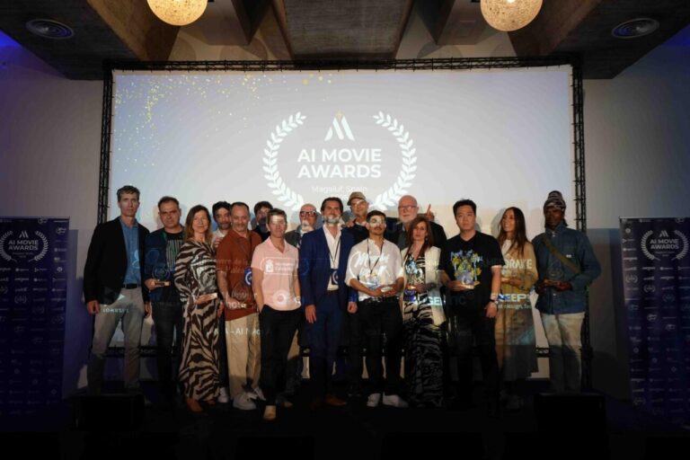 Grupo de personas en el festival AI Movie Awards en Magaluf