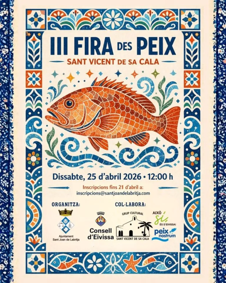 Cartel de la III Fira des Peix en Sant Vicent de sa Cala con un pez decorativo