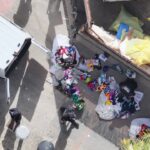 Intervenci&oacute;n policial en Playa de Palma con productos incautados del top manta